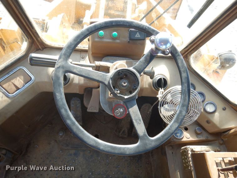 image for item MF9648 1987 Caterpillar 966E  wheel loader