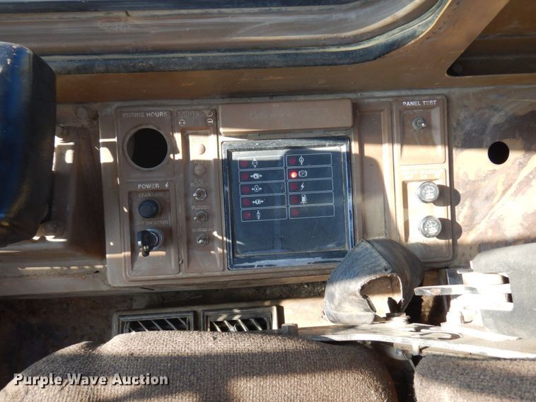 image for item MF9648 1987 Caterpillar 966E  wheel loader