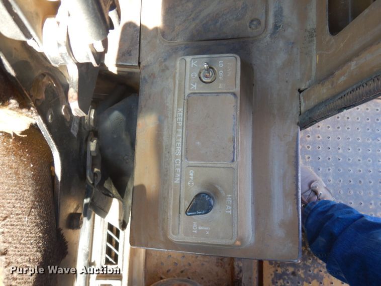 image for item MF9648 1987 Caterpillar 966E  wheel loader