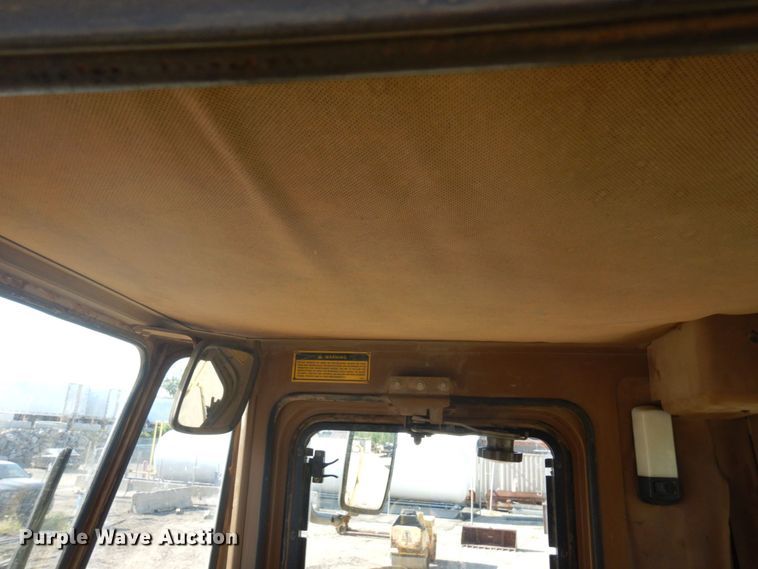 image for item MF9648 1987 Caterpillar 966E  wheel loader