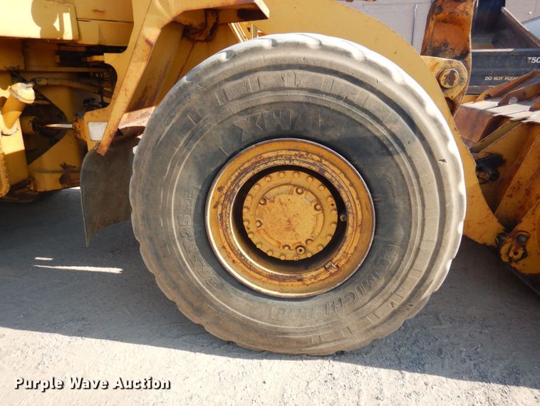 image for item MF9648 1987 Caterpillar 966E  wheel loader