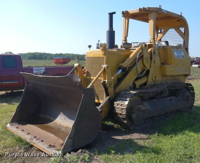 image for item MF9659 1967 Caterpillar 955K  track loader