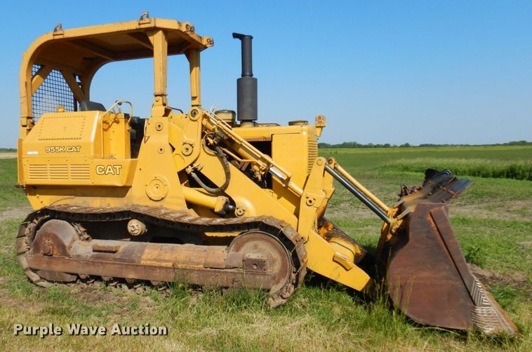 image for item MF9659 1967 Caterpillar 955K  track loader