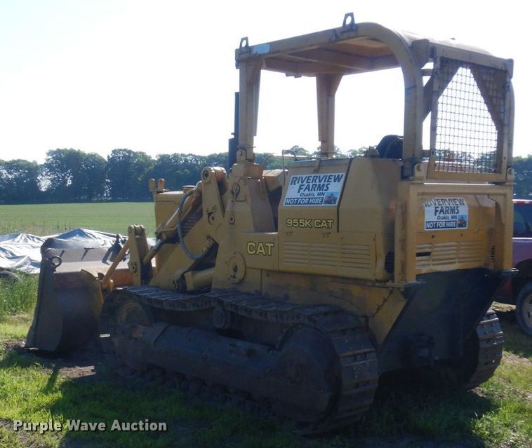 image for item MF9659 1967 Caterpillar 955K  track loader