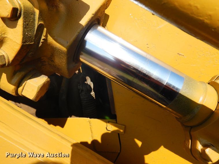 image for item MF9659 1967 Caterpillar 955K  track loader