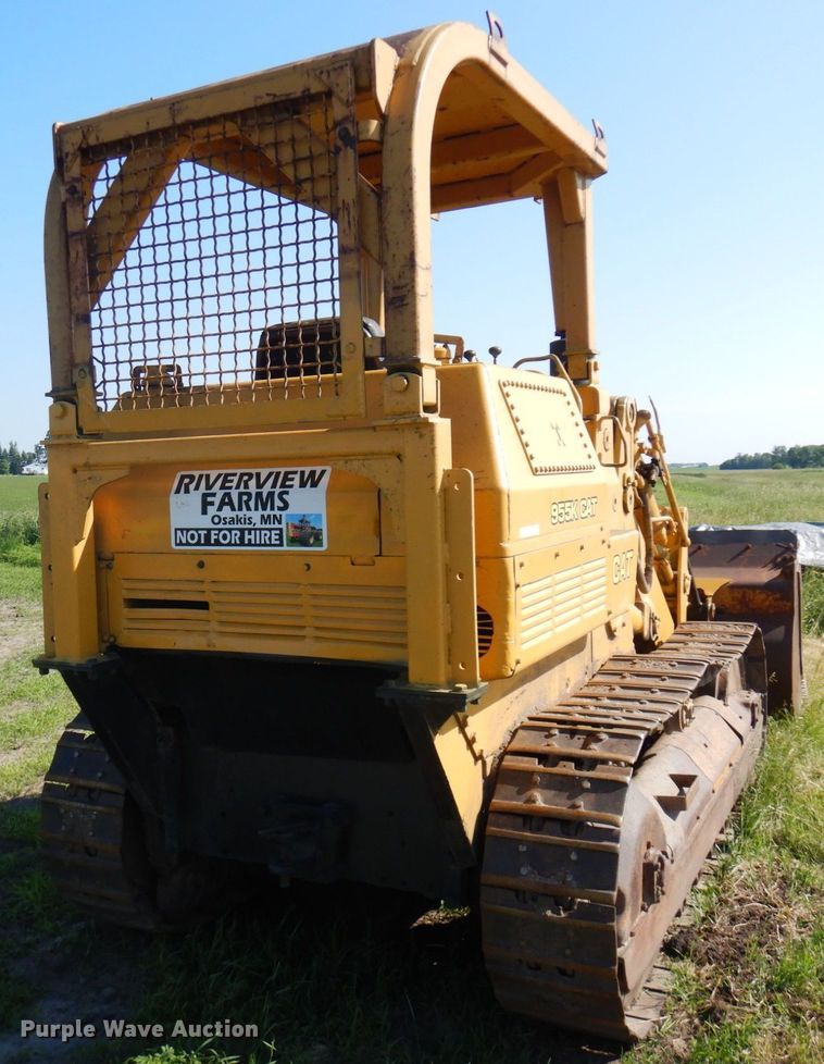 image for item MF9659 1967 Caterpillar 955K  track loader