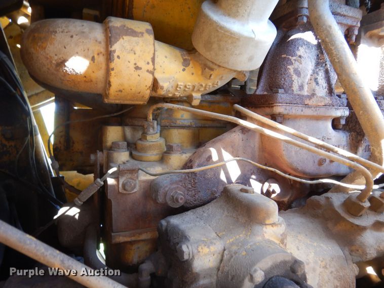 image for item MF9659 1967 Caterpillar 955K  track loader