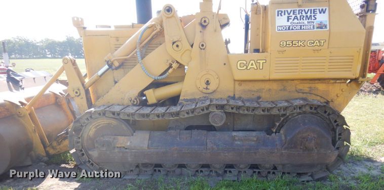 image for item MF9659 1967 Caterpillar 955K  track loader