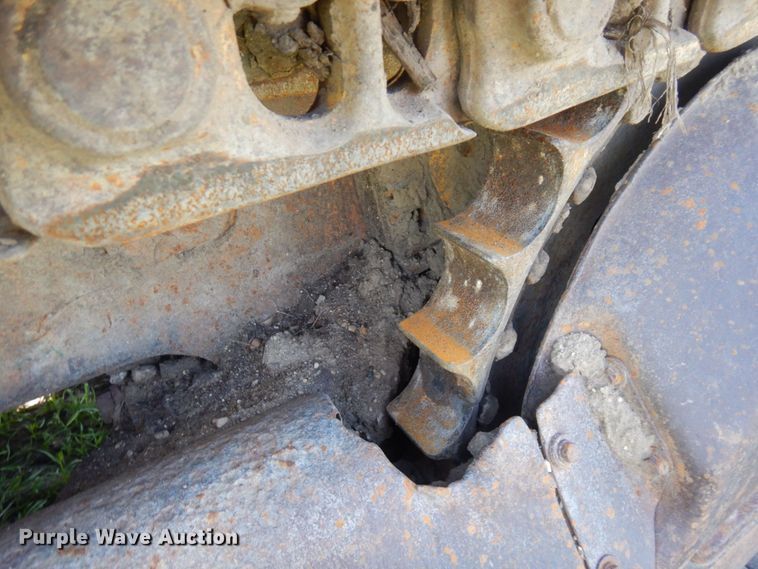 image for item MF9659 1967 Caterpillar 955K  track loader