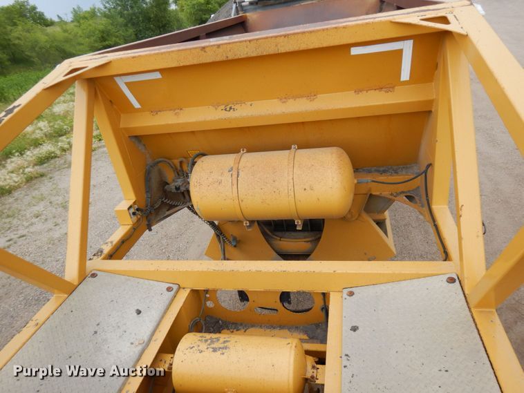 image for item MF9663 2014 Rway T4221TR1  bottom dump trailer