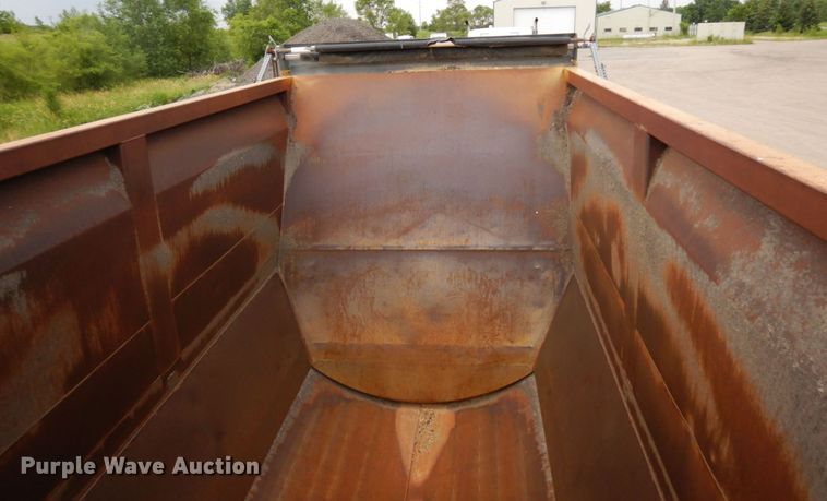 image for item MF9663 2014 Rway T4221TR1  bottom dump trailer