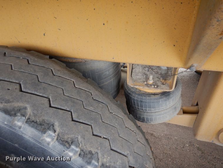 image for item MF9663 2014 Rway T4221TR1  bottom dump trailer