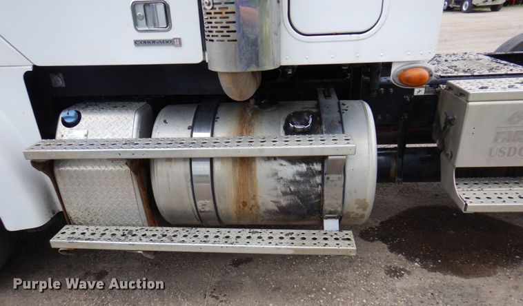 image for item MF9664 2013 Freightliner Coronado  semi truck