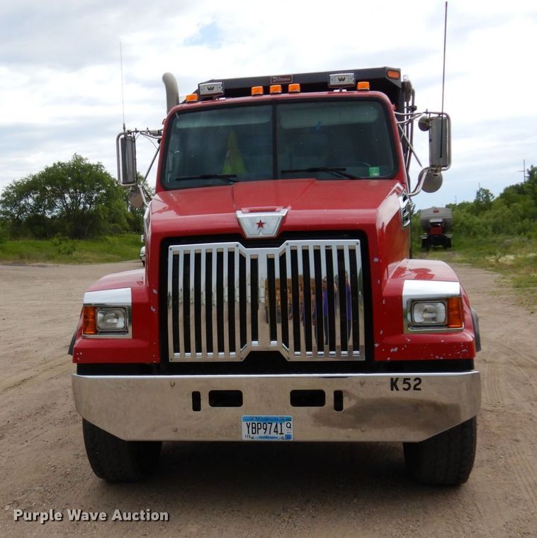 image for item MF9666 2017 Western Star 4700SF  dump truck