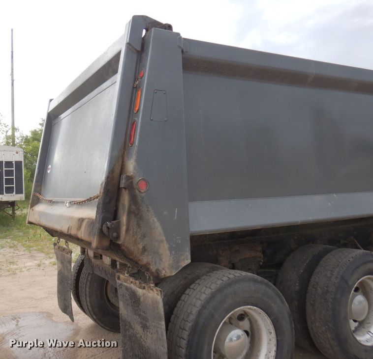 image for item MF9666 2017 Western Star 4700SF  dump truck