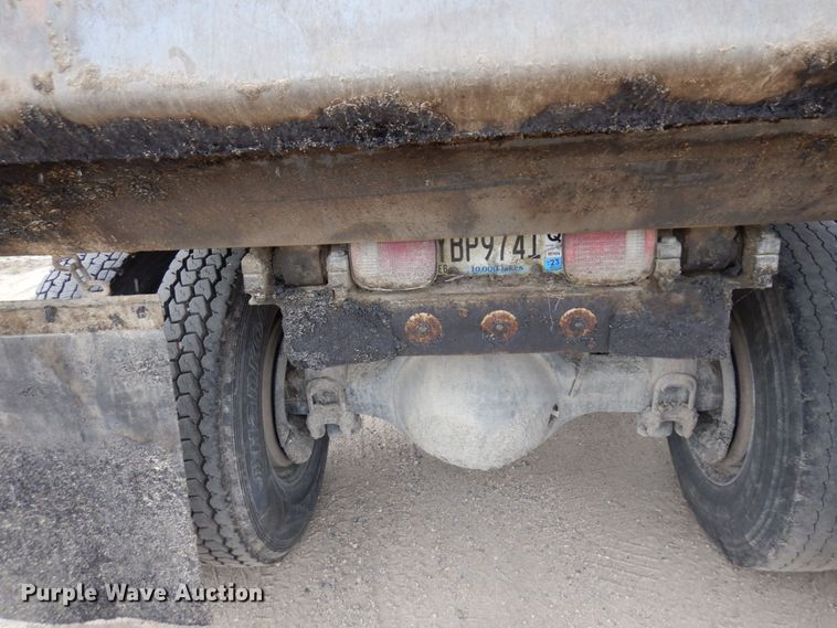 image for item MF9666 2017 Western Star 4700SF  dump truck