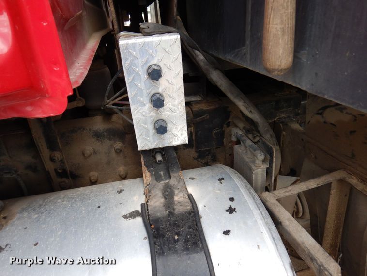 image for item MF9666 2017 Western Star 4700SF  dump truck