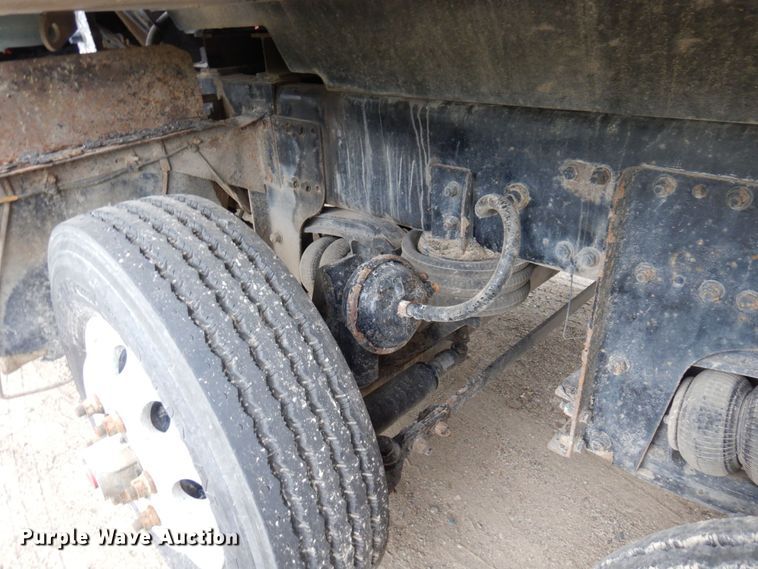 image for item MF9666 2017 Western Star 4700SF  dump truck