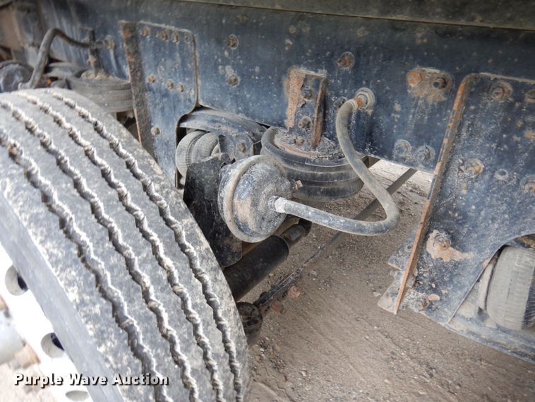 image for item MF9666 2017 Western Star 4700SF  dump truck