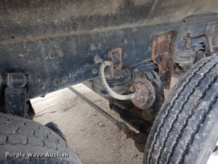 image for item MF9666 2017 Western Star 4700SF  dump truck