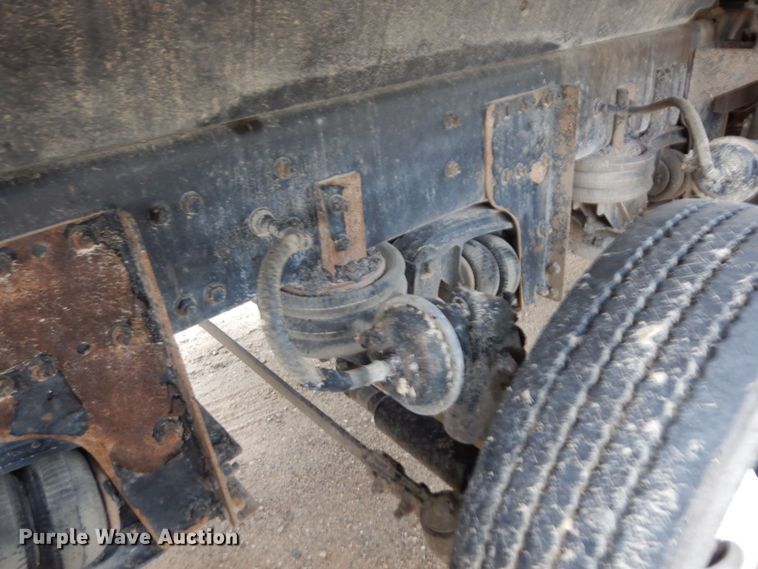 image for item MF9666 2017 Western Star 4700SF  dump truck