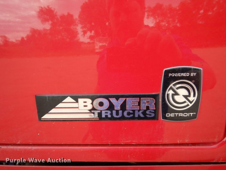 image for item MF9666 2017 Western Star 4700SF  dump truck