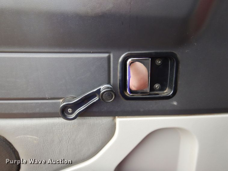 image for item MF9666 2017 Western Star 4700SF  dump truck