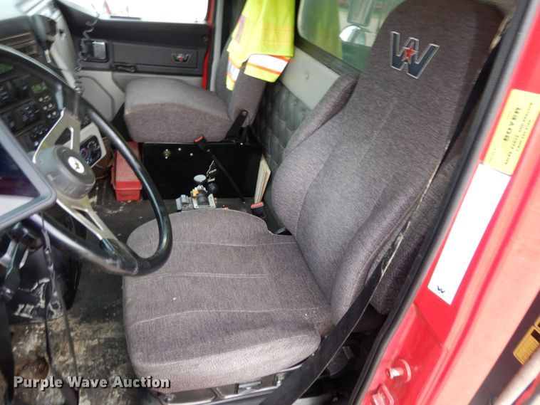 image for item MF9666 2017 Western Star 4700SF  dump truck