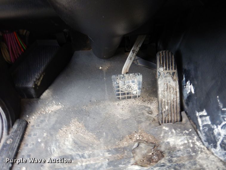 image for item MF9666 2017 Western Star 4700SF  dump truck