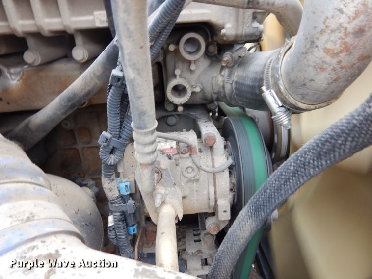 image for item MF9666 2017 Western Star 4700SF  dump truck