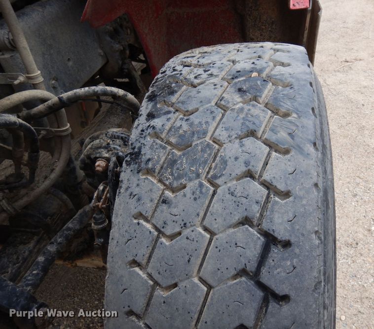 image for item MF9666 2017 Western Star 4700SF  dump truck