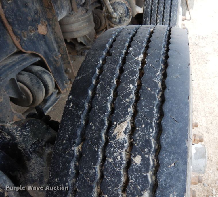 image for item MF9666 2017 Western Star 4700SF  dump truck