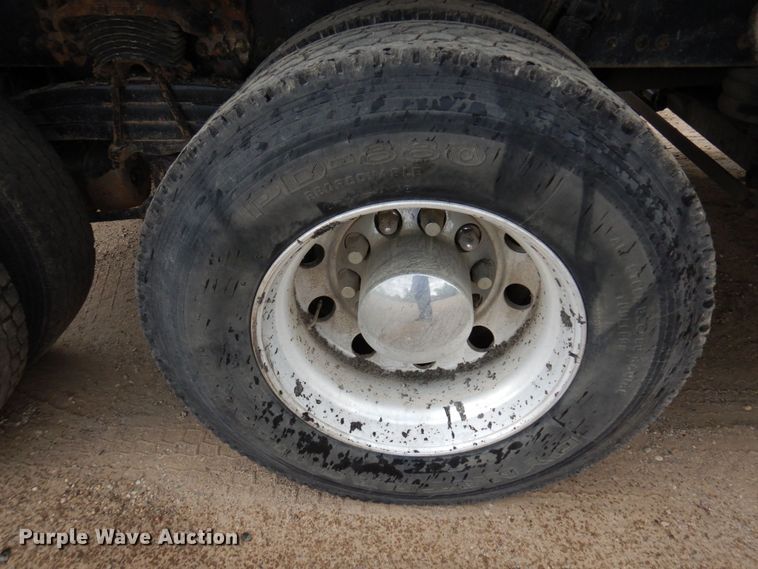 image for item MF9666 2017 Western Star 4700SF  dump truck