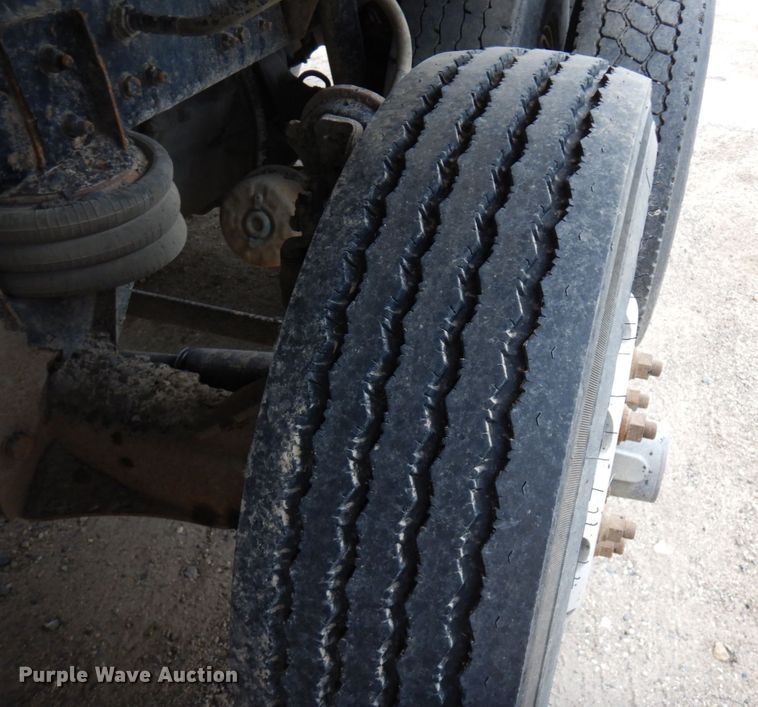 image for item MF9666 2017 Western Star 4700SF  dump truck