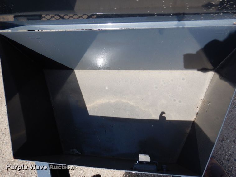 image for item MF9667 2021 X-Star  fuel trailer