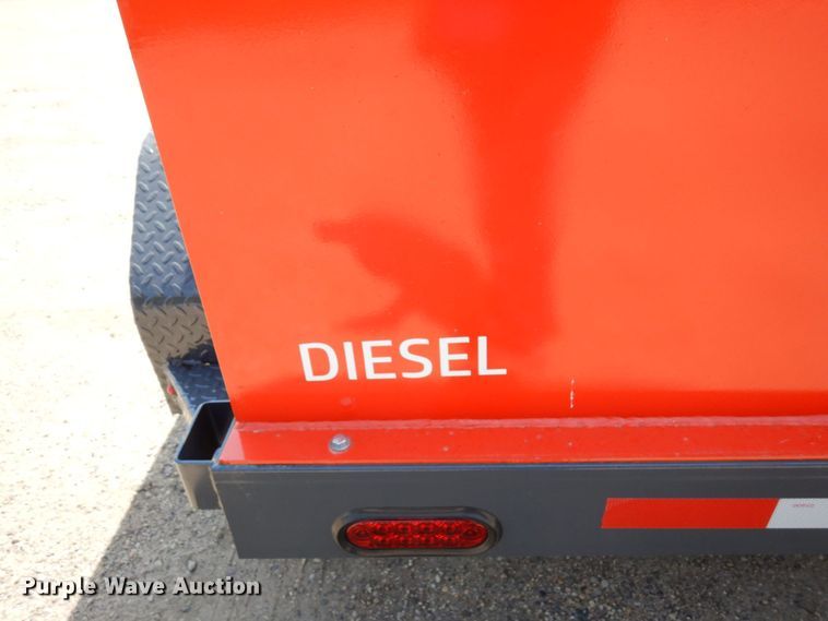 image for item MF9667 2021 X-Star  fuel trailer