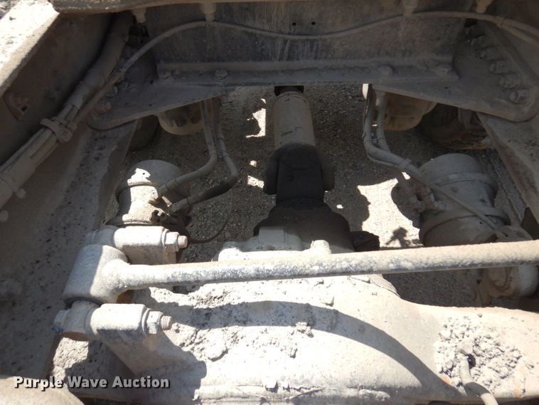 image for item MF9668 2016 Kenworth T800  semi truck