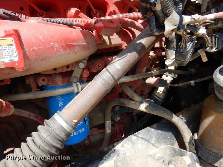 image for item MF9668 2016 Kenworth T800  semi truck