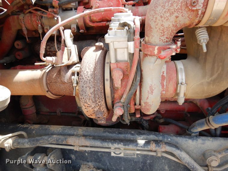 image for item MF9668 2016 Kenworth T800  semi truck