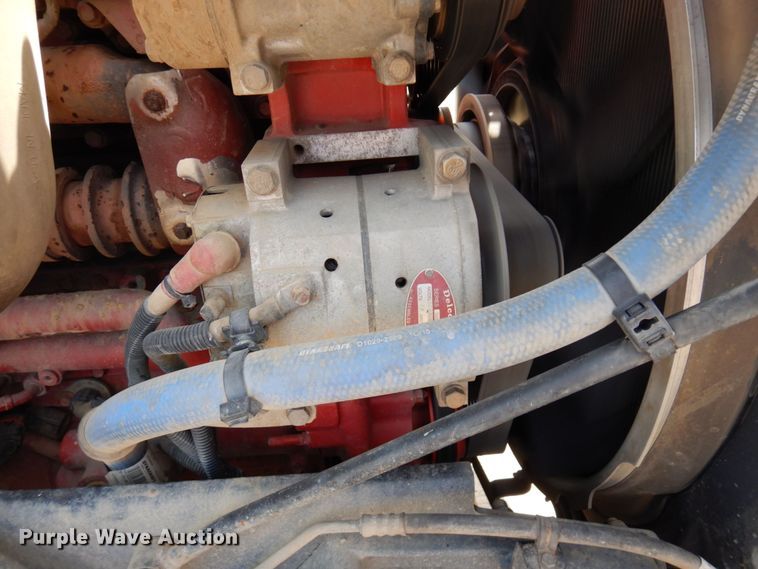 image for item MF9668 2016 Kenworth T800  semi truck