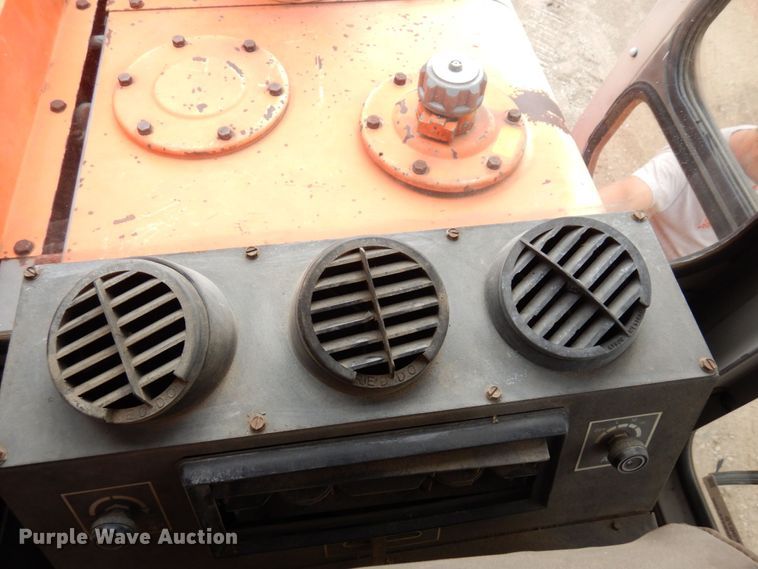 image for item MF9676 1990 Hitachi EX270LC  long reach excavator