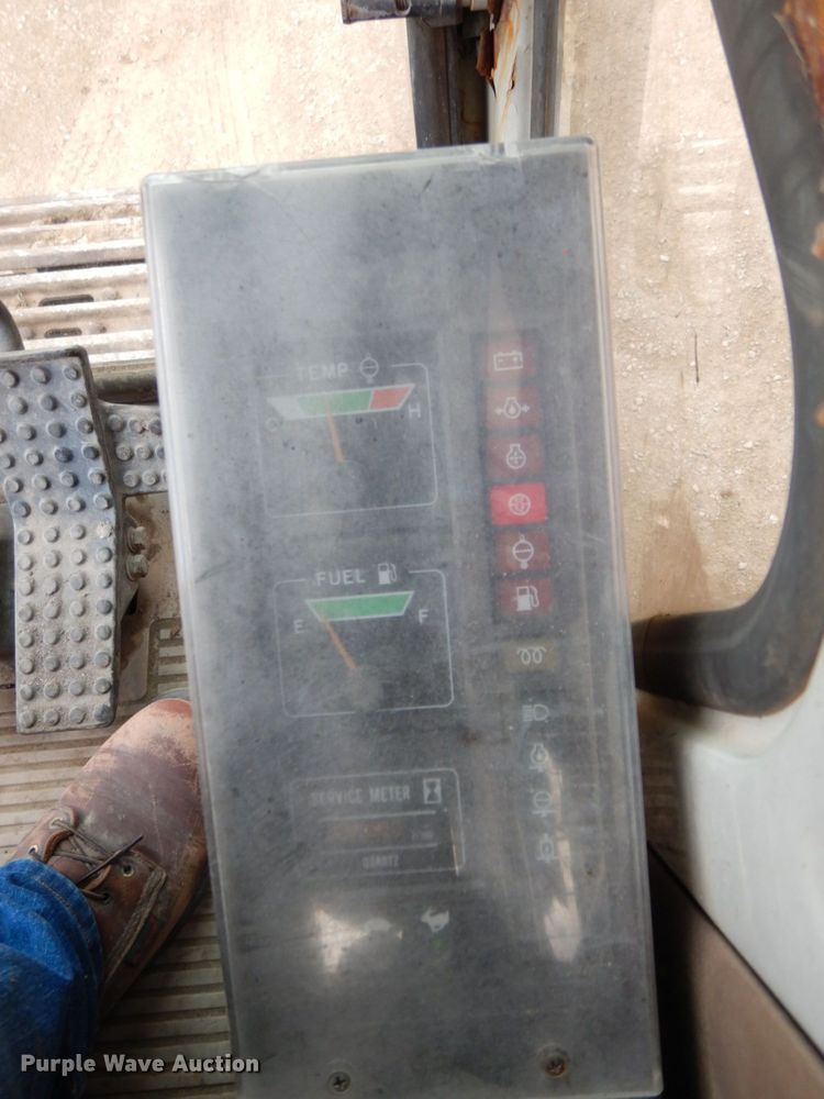 image for item MF9676 1990 Hitachi EX270LC  long reach excavator