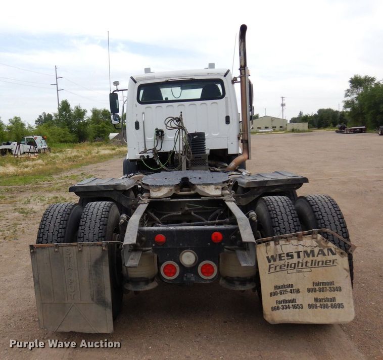 image for item MF9684 2016 Freightliner 114SD  semi truck