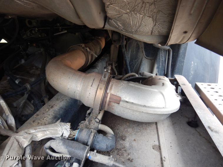 image for item MF9684 2016 Freightliner 114SD  semi truck