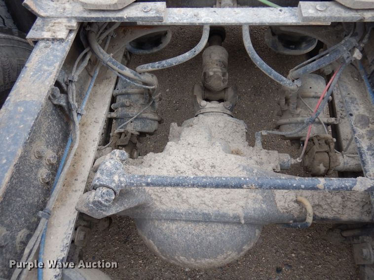 image for item MF9684 2016 Freightliner 114SD  semi truck