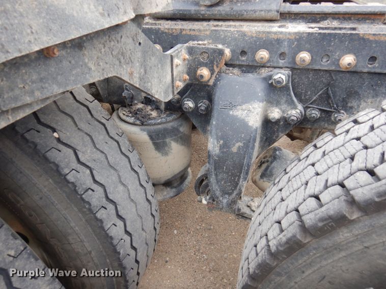 image for item MF9684 2016 Freightliner 114SD  semi truck