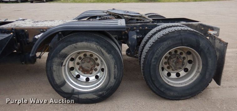 image for item MF9684 2016 Freightliner 114SD  semi truck