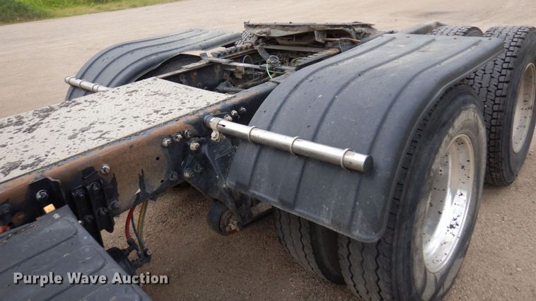 image for item MF9684 2016 Freightliner 114SD  semi truck