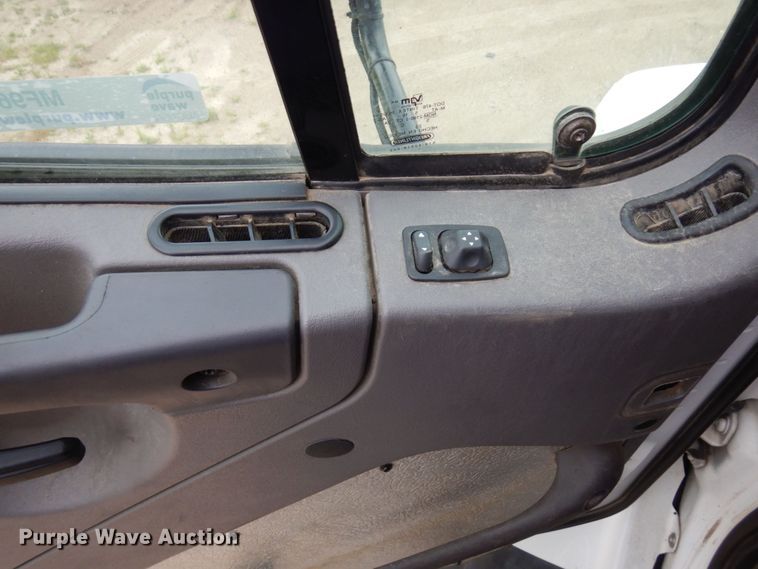 image for item MF9684 2016 Freightliner 114SD  semi truck