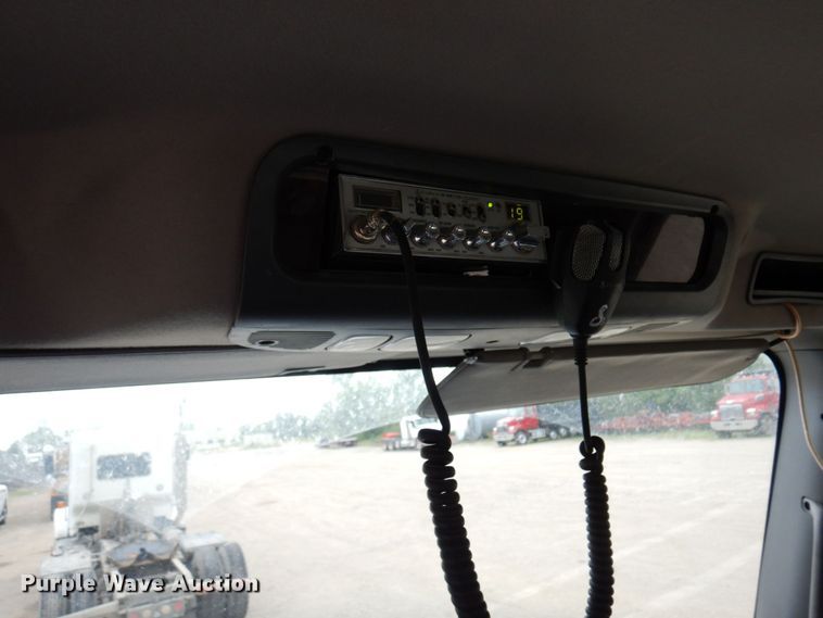 image for item MF9684 2016 Freightliner 114SD  semi truck